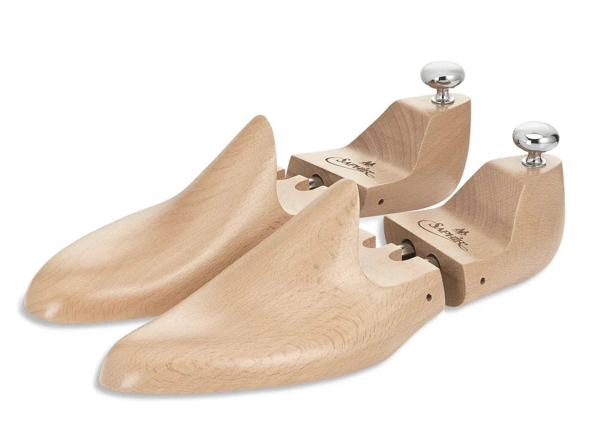 Pair of Saphir Classical waxed beechwood shoe trees with metal knobs