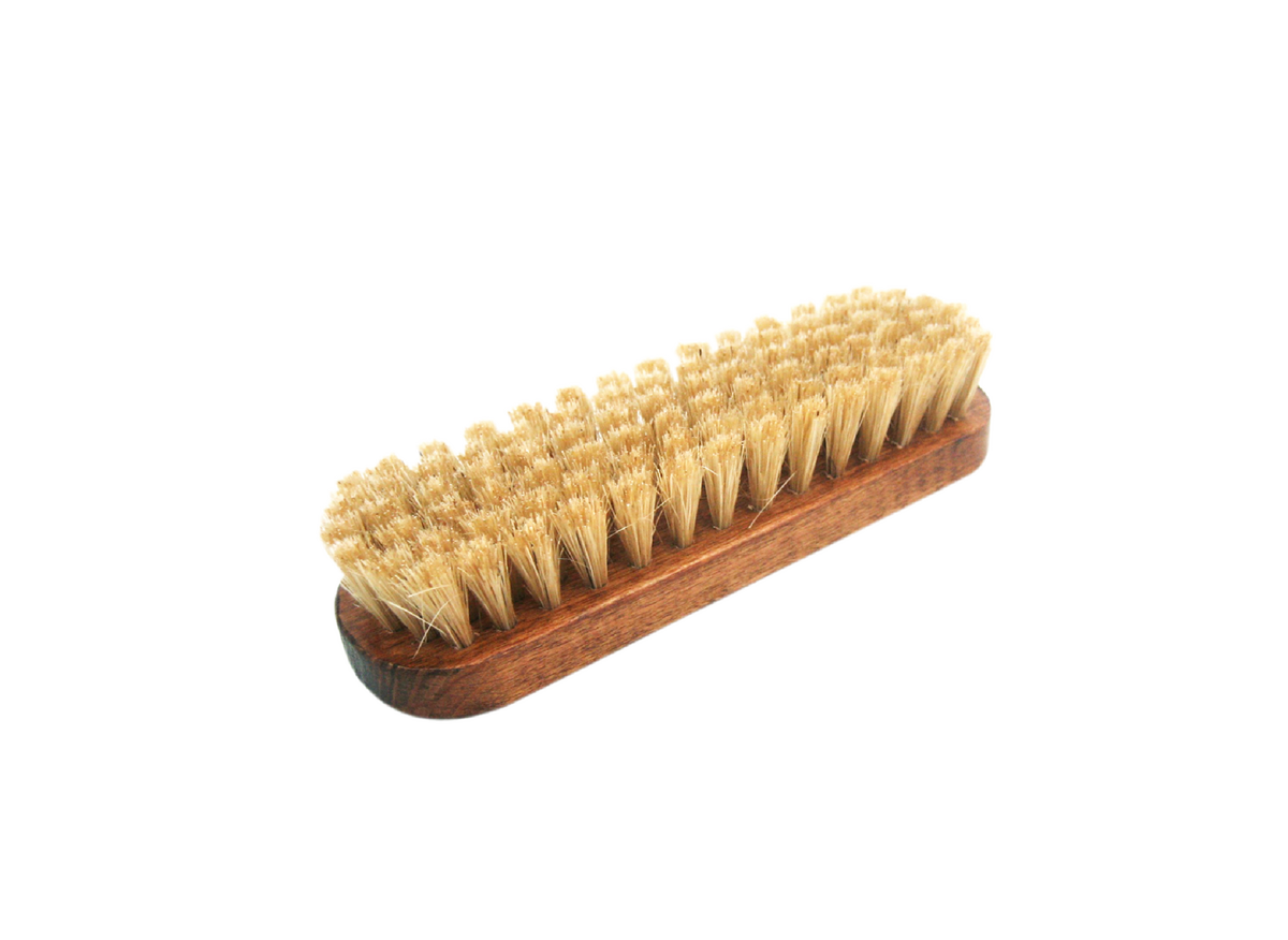 Columbus German Brush No. 5 with white pig bristles