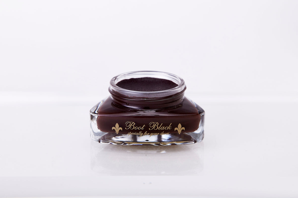 Boot Black Artist Palette — Cacao, open jar