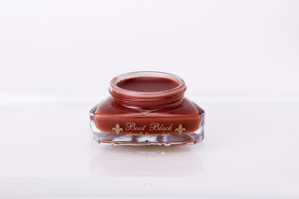 Boot Black Artist Palette — Chestnut, open jar