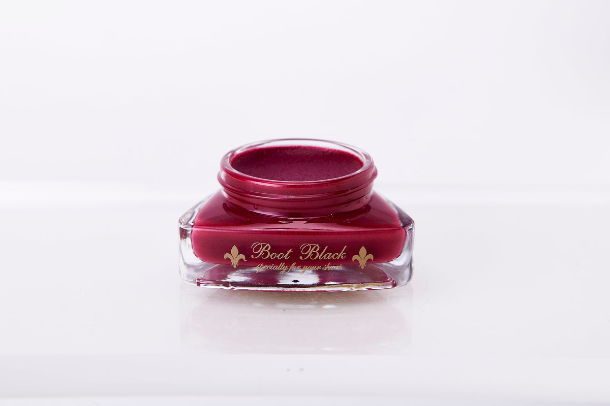 Boot Black Artist Palette — Rouge, open jar