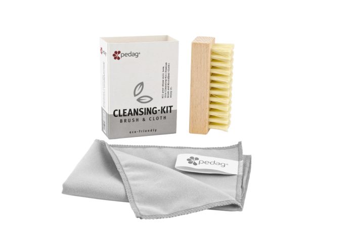 Pedag Cleansing Kit (Cloth and Brush) — product photograph